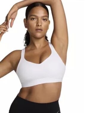 NWT Nike training sports bra plus size 2x white